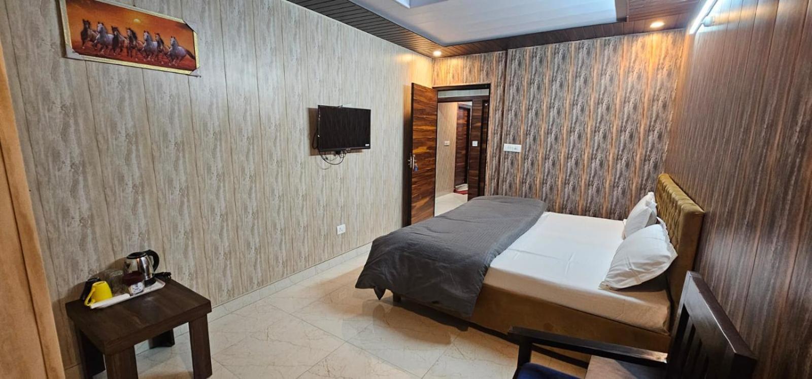 Hotel Mussoorie Gold Mary 外观 照片